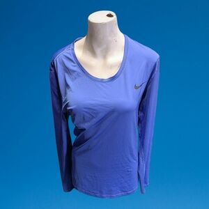 Women's Nike Shirt